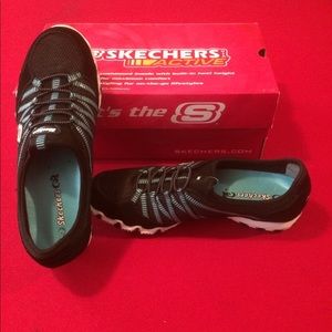 Skechers Slip on Sneakers
